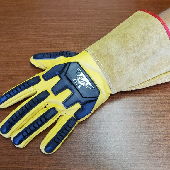 NEW!! BMI Cow Hide Long Cuff Work Gloves - Picture 3 of 5